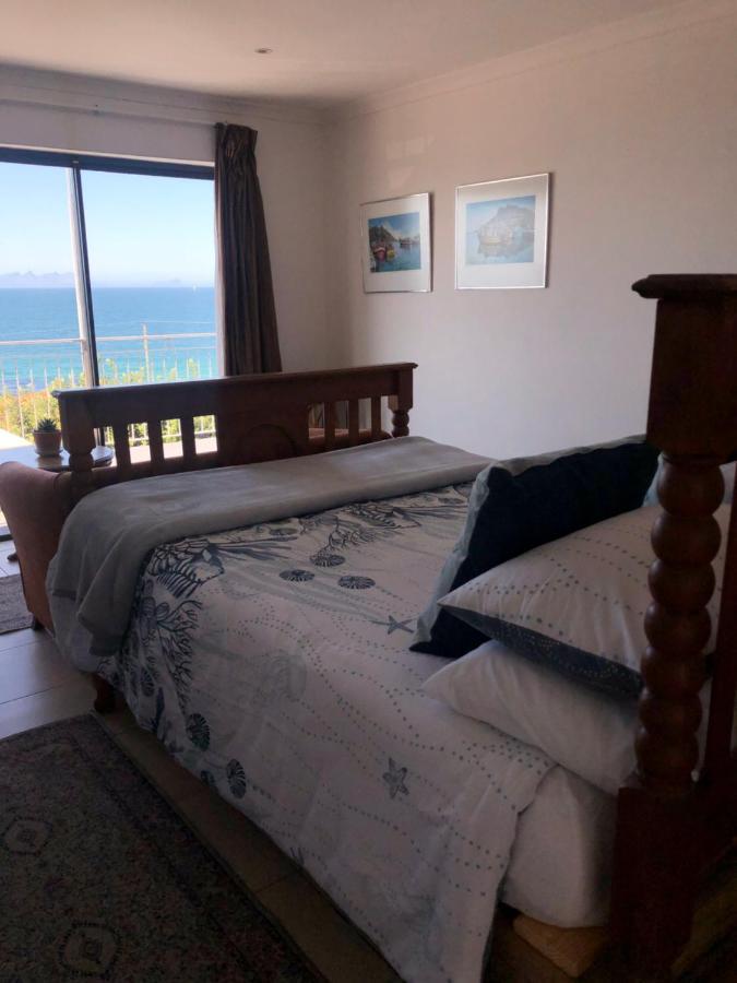 Ollava Guesthouse Саймонстаун Экстерьер фото